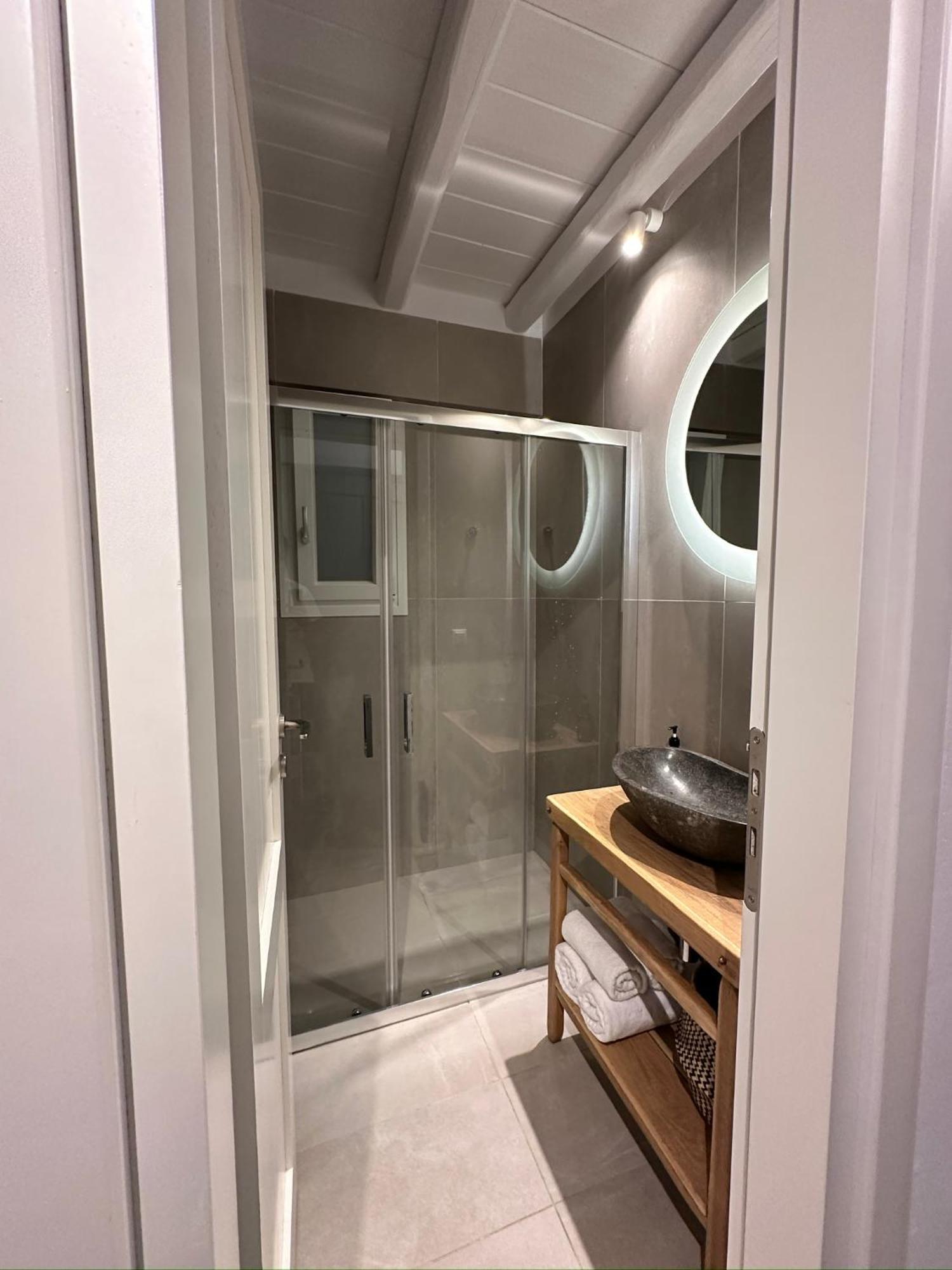 Sofos Suites Mykonos Mykonos Town ภายนอก รูปภาพ